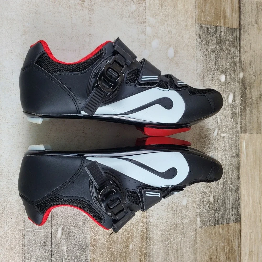 Peloton excellent black
